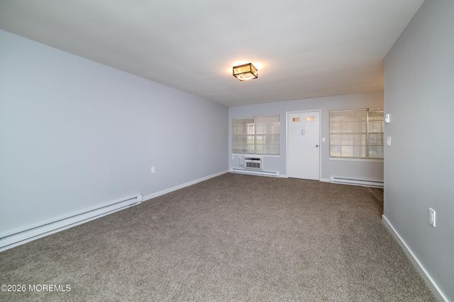 139B Farrington Court, Lakewood, NJ 08701