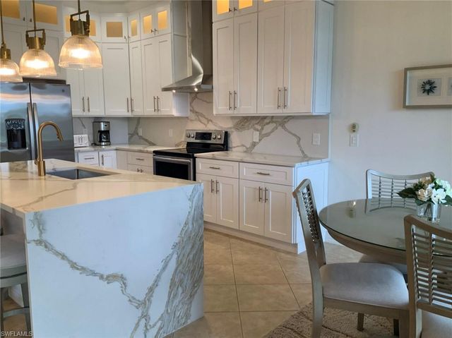 5583 Lago Villaggio WAY, Naples, FL 34104