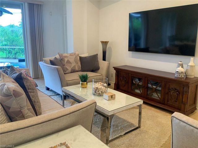 5583 Lago Villaggio WAY, Naples, FL 34104