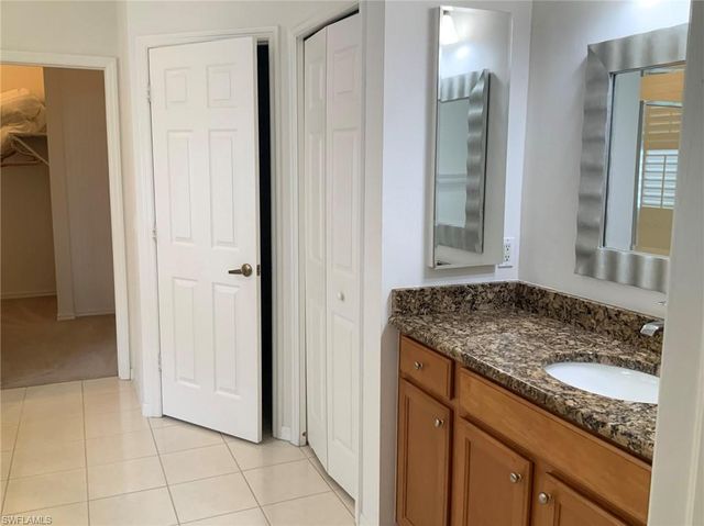 5583 Lago Villaggio WAY, Naples, FL 34104