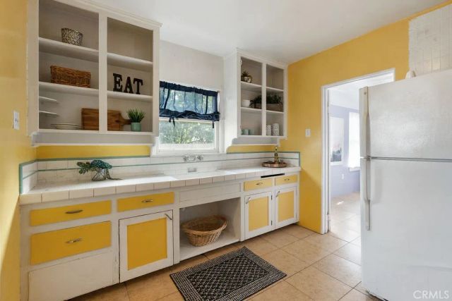 781 W Center, Pomona, CA 91768