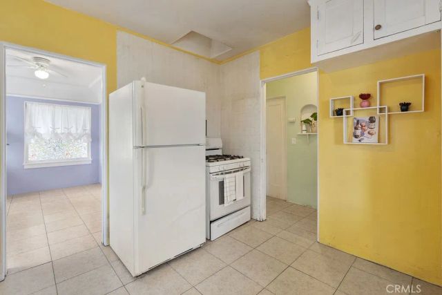 781 W Center, Pomona, CA 91768