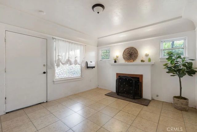 781 W Center, Pomona, CA 91768