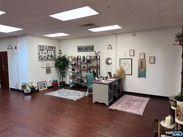 45 Emerson Plaza, Emerson, NJ 07630