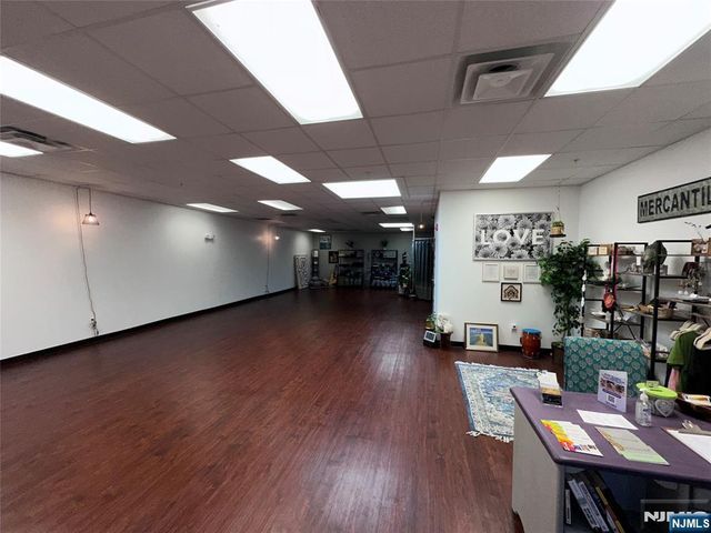 45 Emerson Plaza, Emerson, NJ 07630