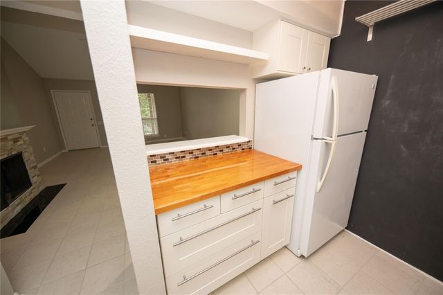 1880 White Oak Drive 118, Houston, TX 77009