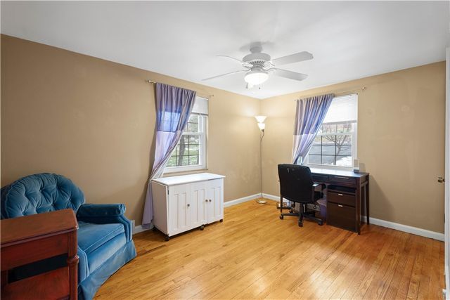 224 Hays Rd, Upper St Clair, PA 15241