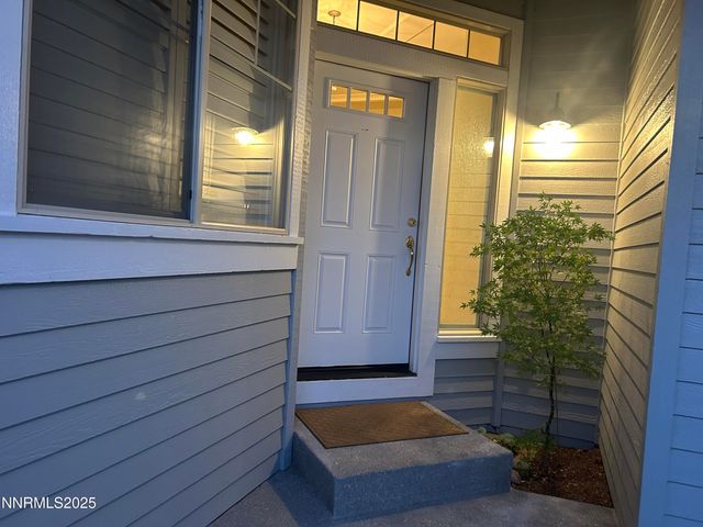 6615 Aston Circle, Sparks, NV 89436