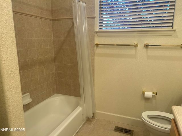 6615 Aston Circle, Sparks, NV 89436