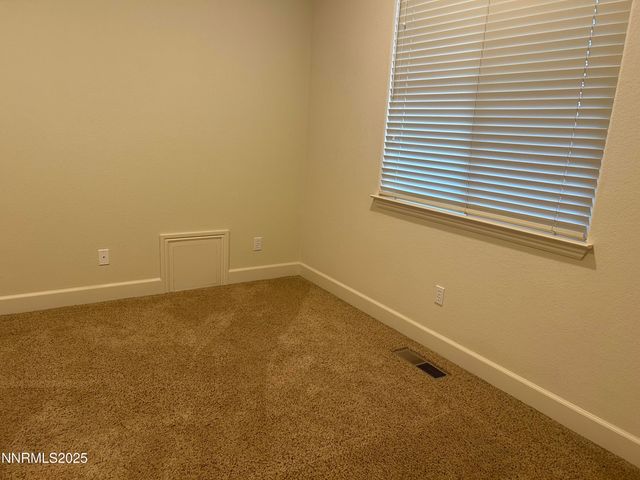 6615 Aston Circle, Sparks, NV 89436