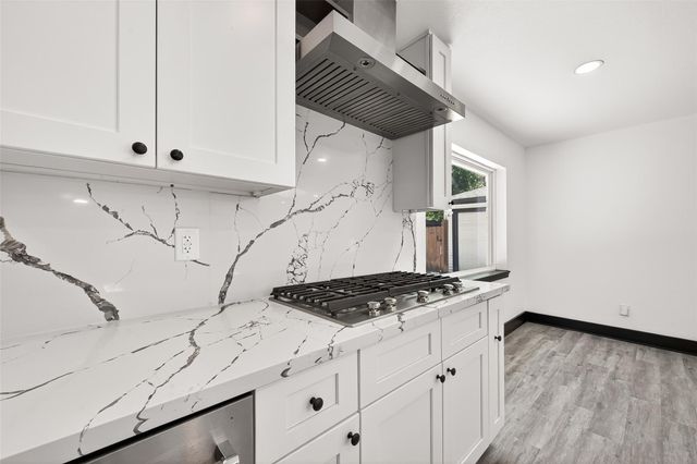 9519 Moorberry Lane, Houston, TX 77080