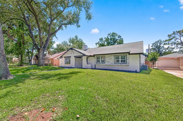 9519 Moorberry Lane, Houston, TX 77080