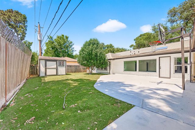 9519 Moorberry Lane, Houston, TX 77080