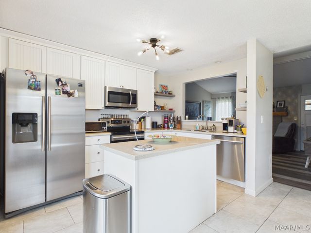 1809 Jenny Drive, Prattville, AL 36066