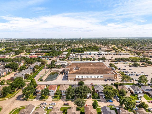 11715 Evesborough Drive, Houston, TX 77099