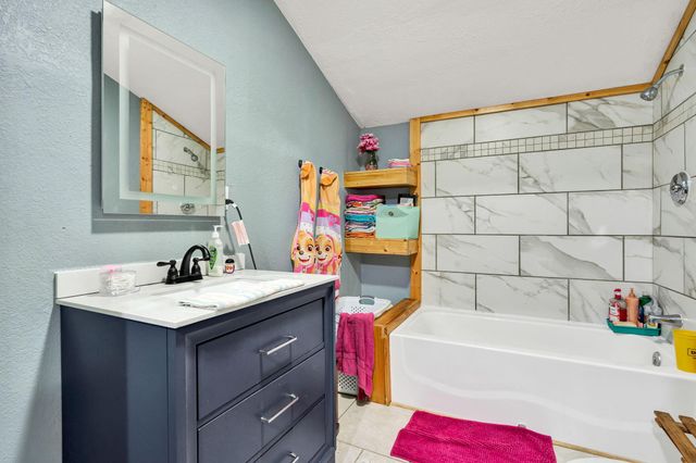 114 Chapel Avenue, Sweetwater, TN 37874
