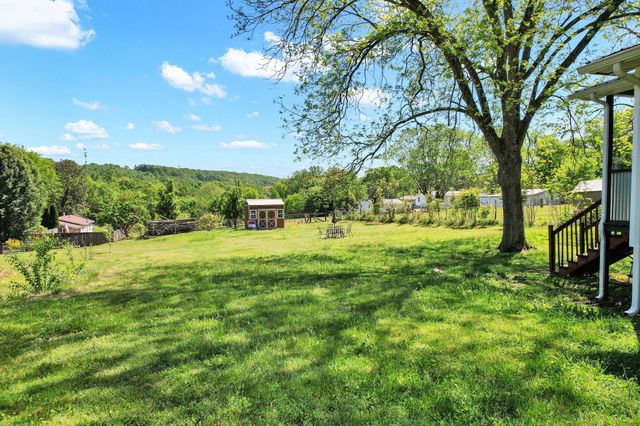 114 Chapel Avenue, Sweetwater, TN 37874