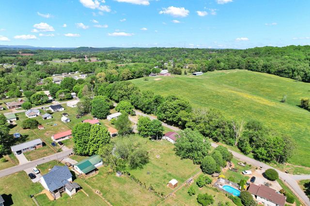 114 Chapel Avenue, Sweetwater, TN 37874