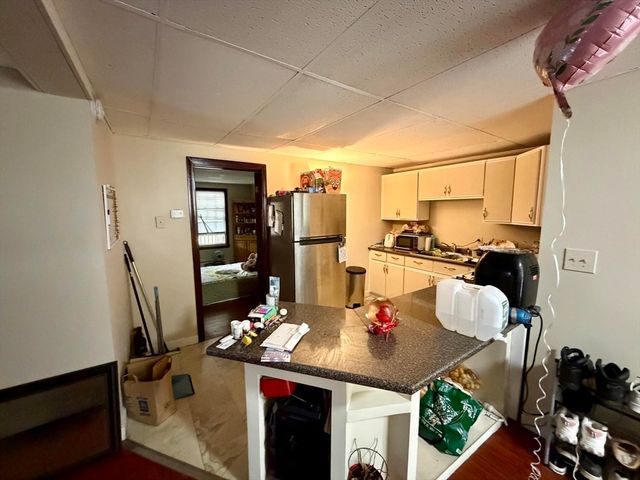 827-831 Armory St, Springfield, MA 01107