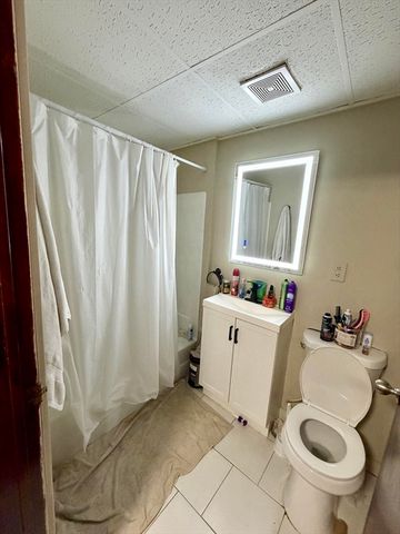 827-831 Armory St, Springfield, MA 01107