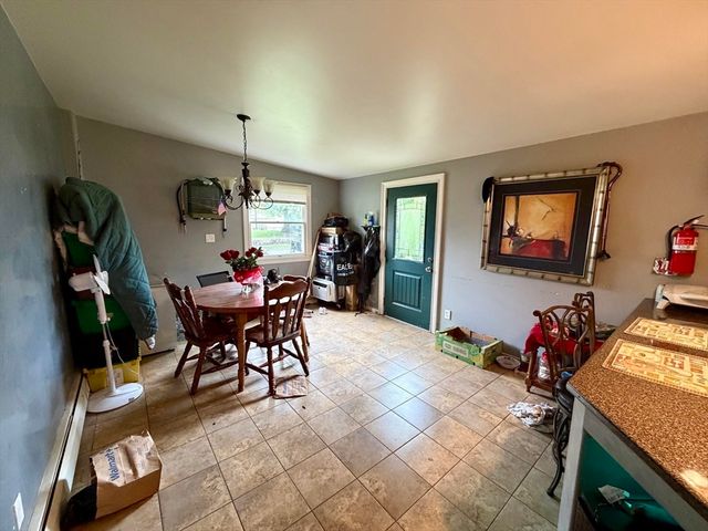 827-831 Armory St, Springfield, MA 01107