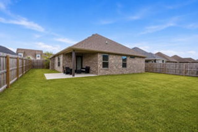 61 Manhattan Way, Fayetteville, AR 72704