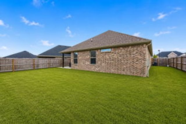 61 Manhattan Way, Fayetteville, AR 72704