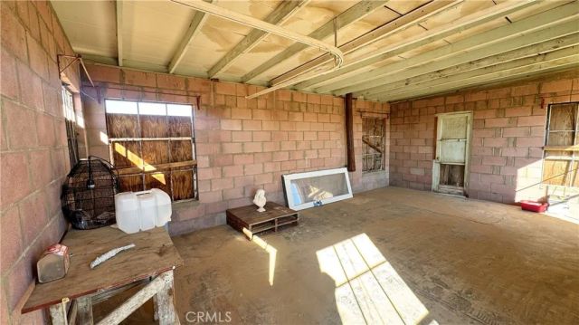 56172 Cone, Landers, CA 92285