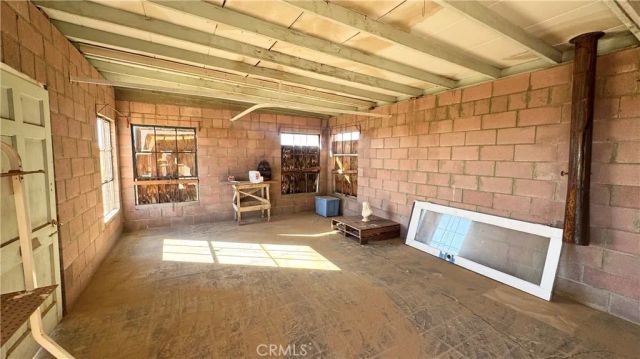 56172 Cone, Landers, CA 92285