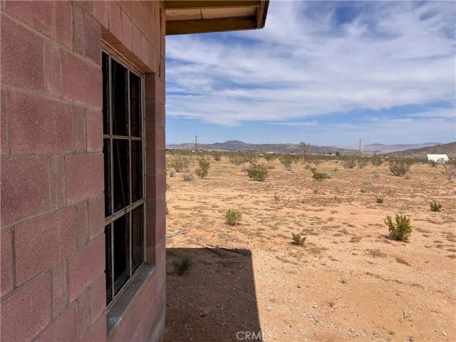 56172 Cone, Landers, CA 92285