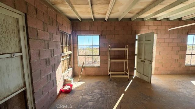 56172 Cone, Landers, CA 92285