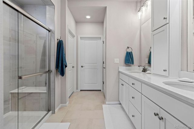 5126 N Quemoy Court, Aurora, CO 80019