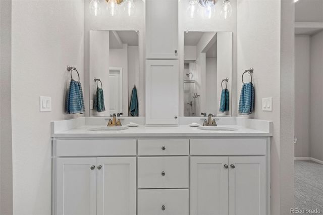 5126 N Quemoy Court, Aurora, CO 80019