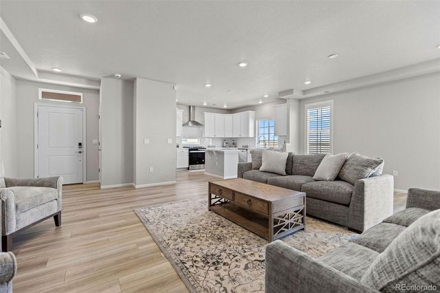 5126 N Quemoy Court, Aurora, CO 80019