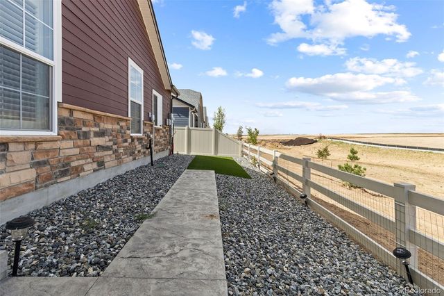 5126 N Quemoy Court, Aurora, CO 80019