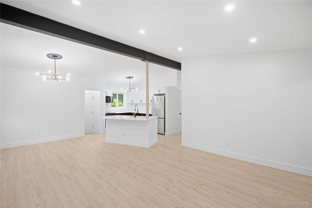 15211 Joan Street, Oak Park, MI 48237