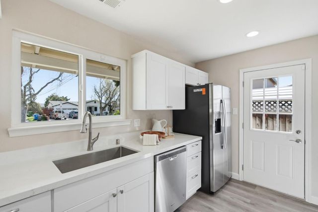 1787 Canton Drive, Milpitas, CA 95035