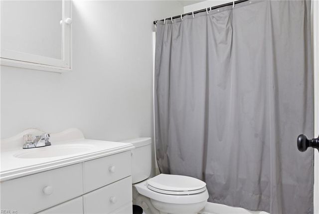 741 Corapeake DR, Chesapeake, VA 23322