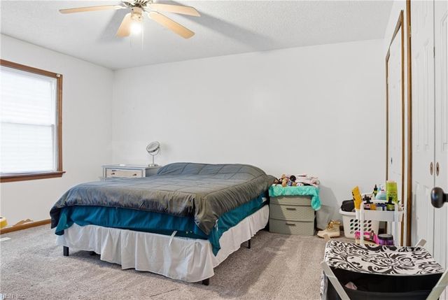 741 Corapeake DR, Chesapeake, VA 23322