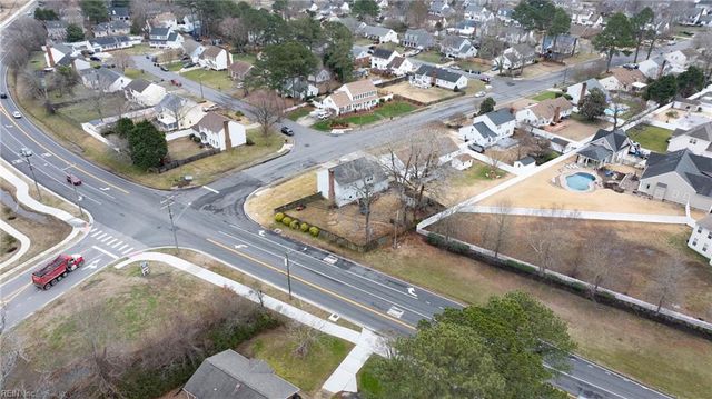 741 Corapeake DR, Chesapeake, VA 23322