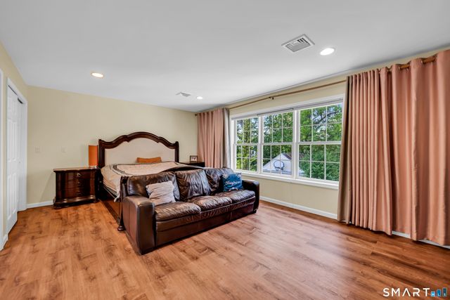 31 Bishop Road, West Hartford, CT 06119