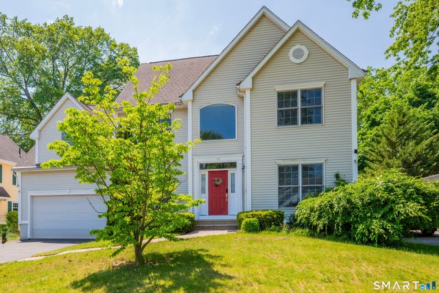 31 Bishop Road, West Hartford, CT 06119