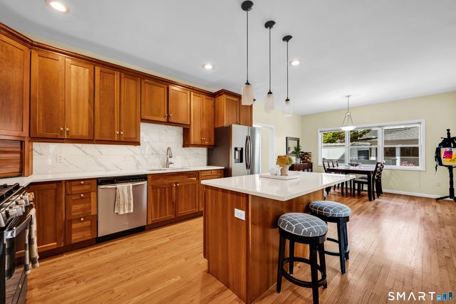 31 Bishop Road, West Hartford, CT 06119