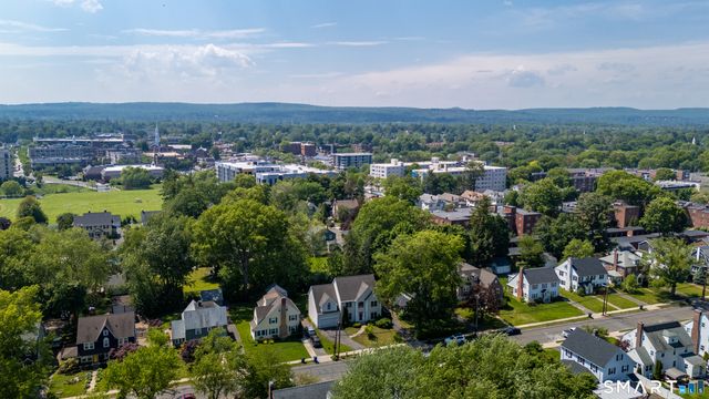 31 Bishop Road, West Hartford, CT 06119