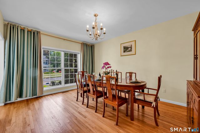 31 Bishop Road, West Hartford, CT 06119