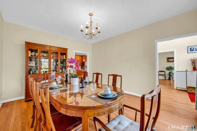 31 Bishop Road, West Hartford, CT 06119