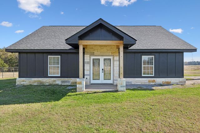 201 Lamb Rd, Rockvale, TN 37153
