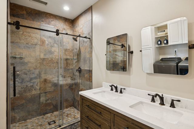 201 Lamb Rd, Rockvale, TN 37153