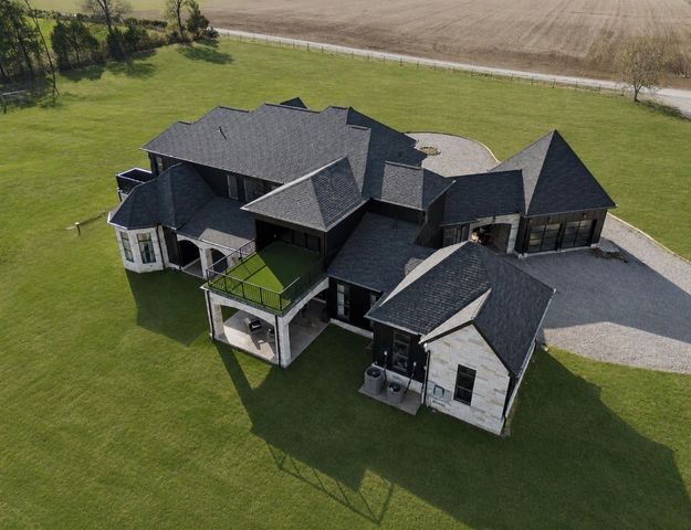 201 Lamb Rd, Rockvale, TN 37153