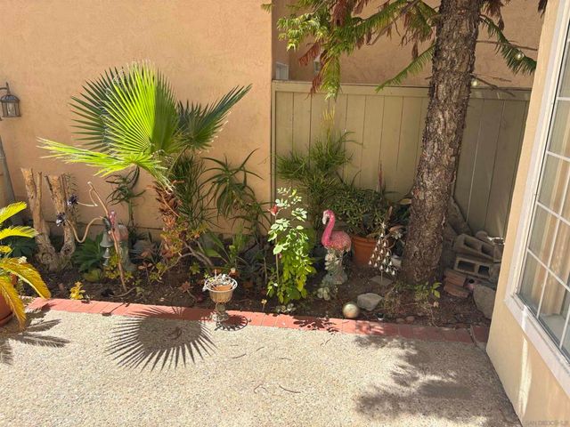 17972 Pueblo Vista Lane, San Diego, CA 92127